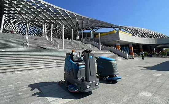 工业洗地机和扫地车主要都有哪些区别呢？
